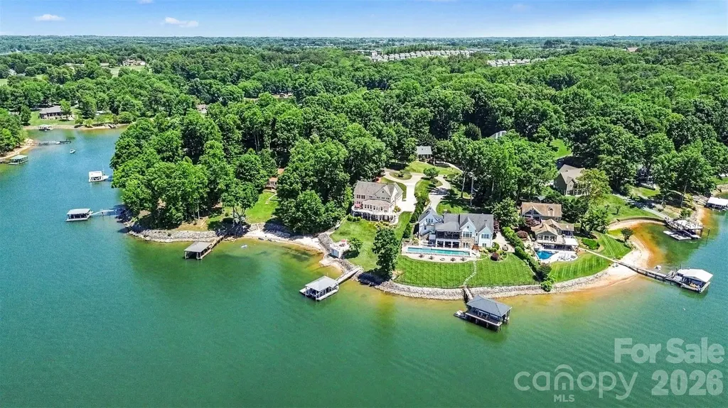 678 Normandy Road Mooresville NC 28117