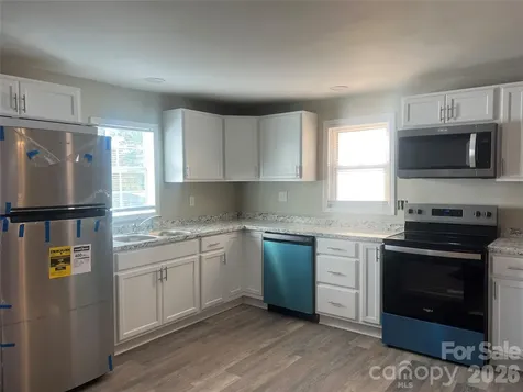 112 Van Buren Street Gaffney SC 29340