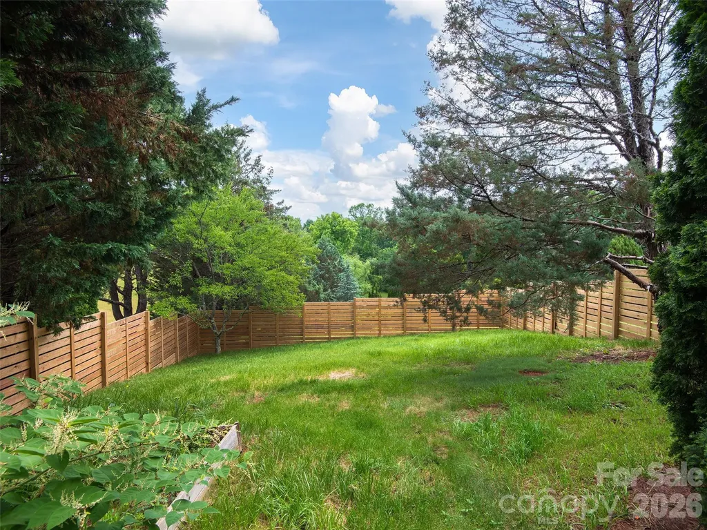7 Hope Lane Weaverville NC 28787