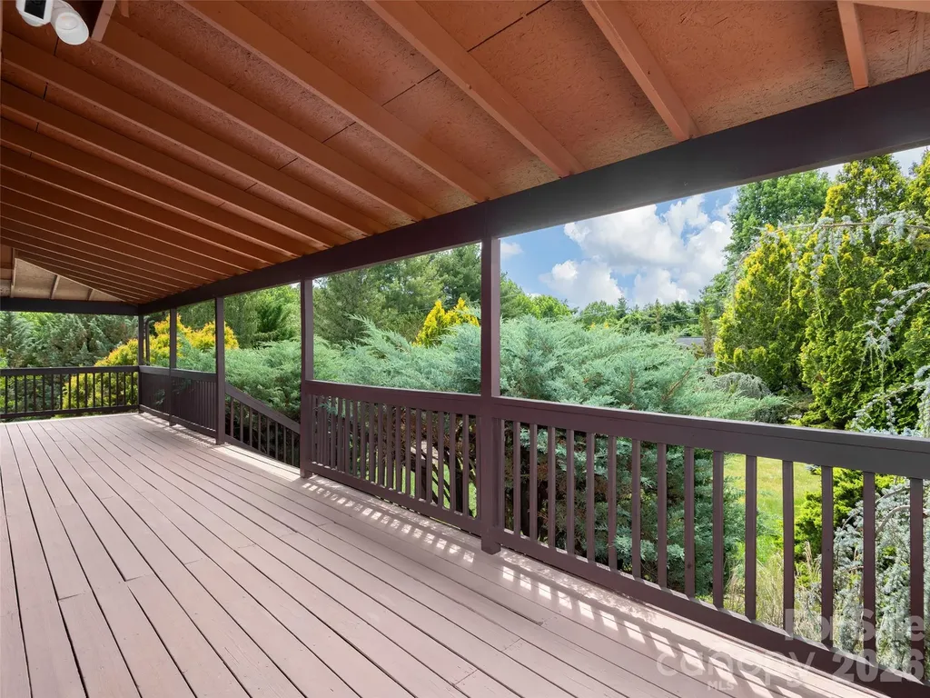 7 Hope Lane Weaverville NC 28787