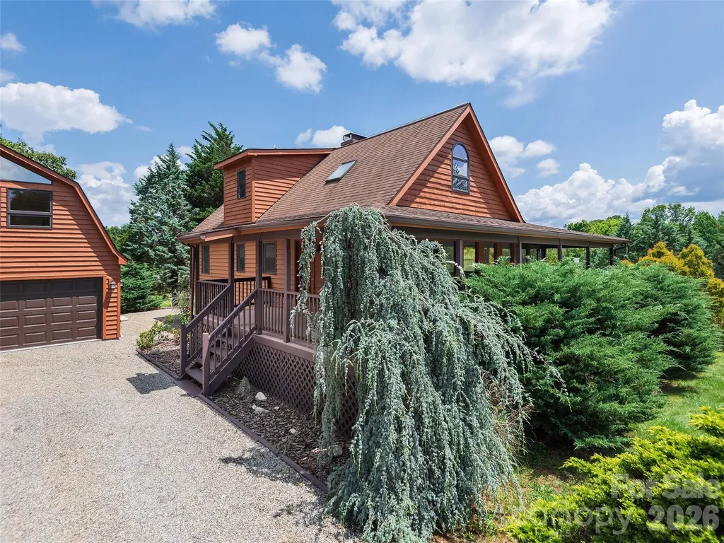 7 Hope Lane Weaverville NC 28787