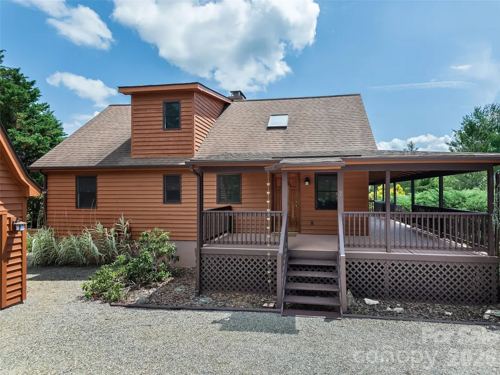 7 Hope Lane Weaverville NC 28787