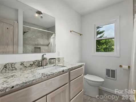 7 Hope Lane Weaverville NC 28787