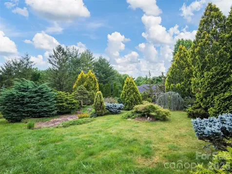 7 Hope Lane Weaverville NC 28787