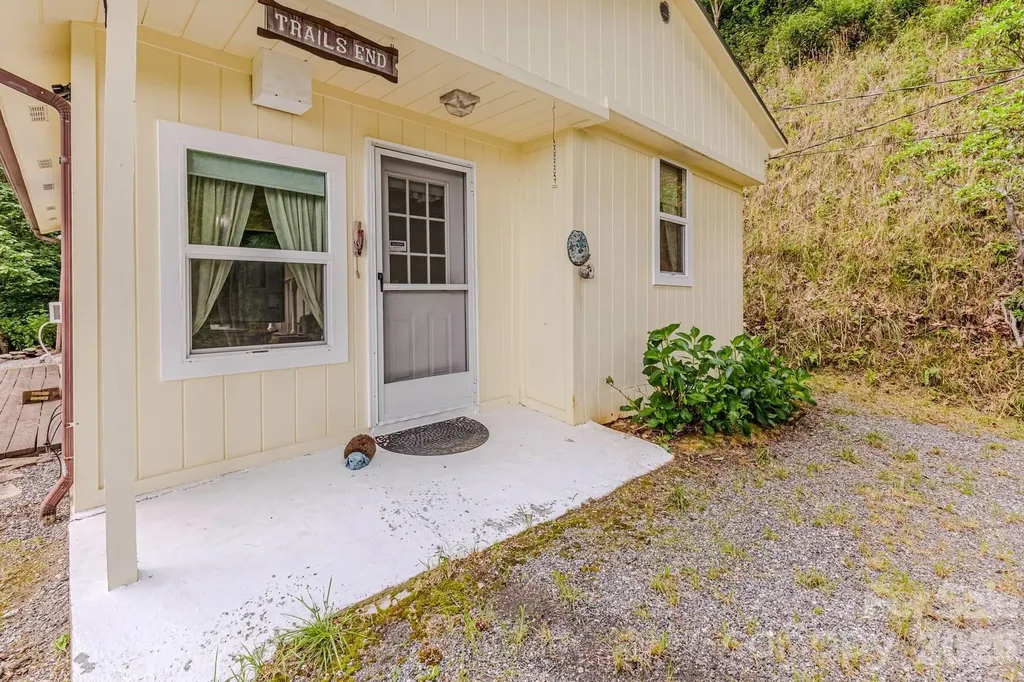 1680 Williamson Road Whittier NC 28789