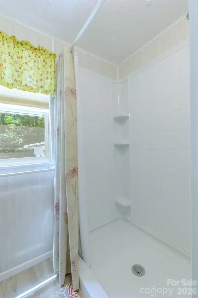 1680 Williamson Road Whittier NC 28789