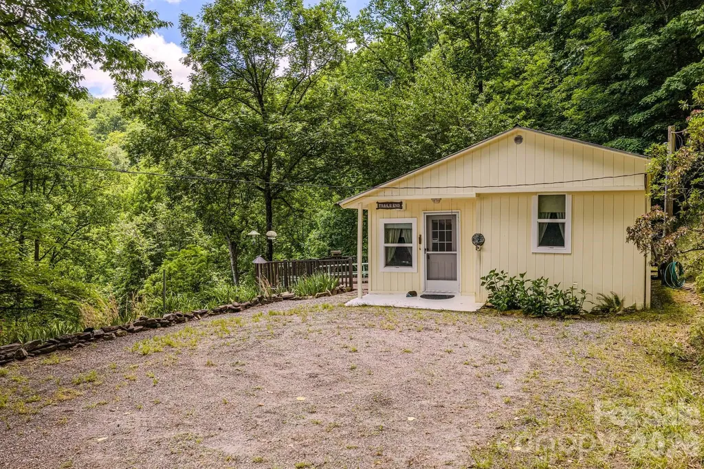 1680 Williamson Road Whittier NC 28789