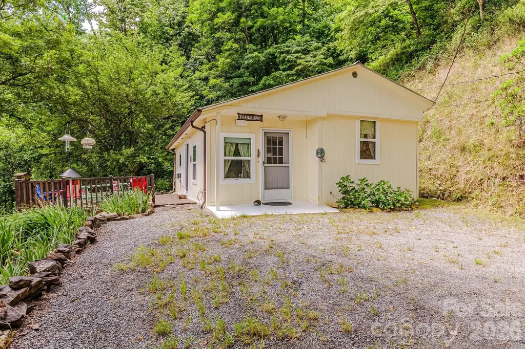 1680 Williamson Road Whittier NC 28789