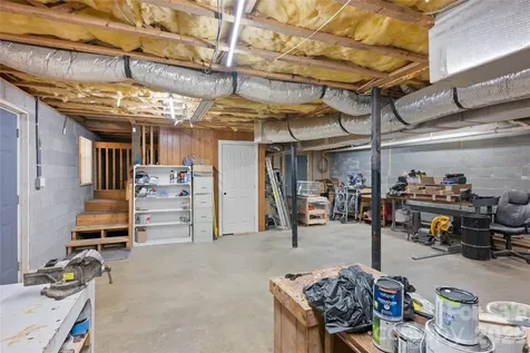 125 Round Mountain Road Brevard NC 28747