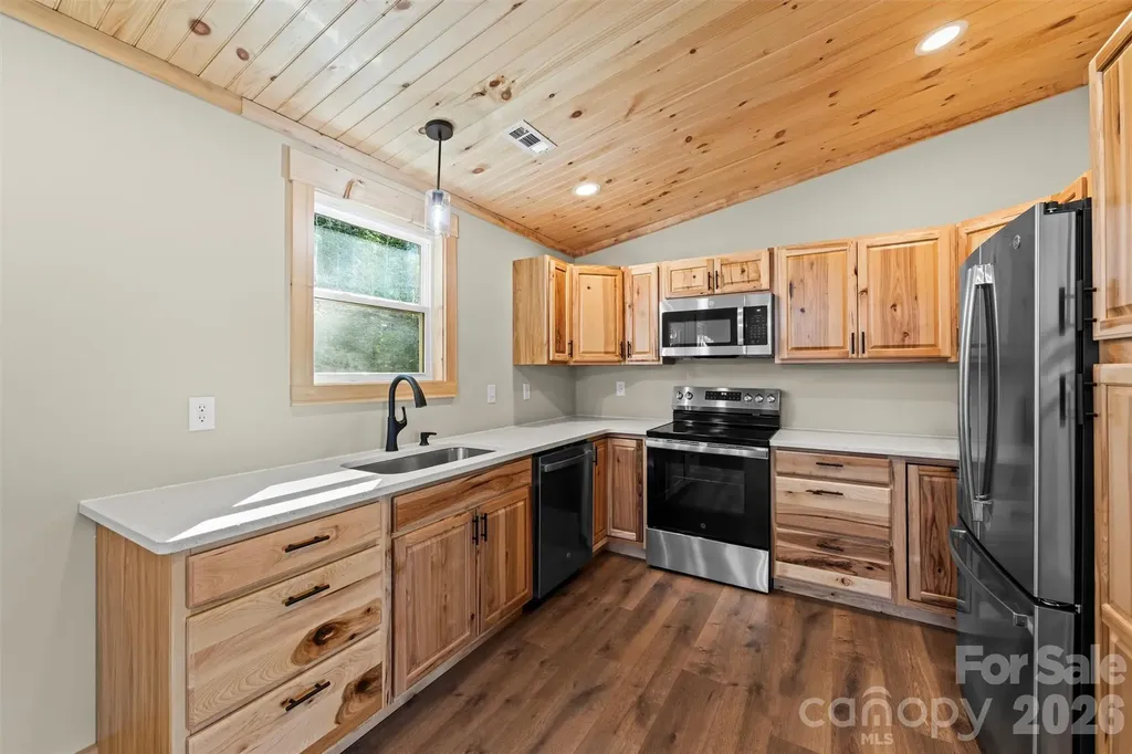 212 Brigsy Lane Whittier NC 28789