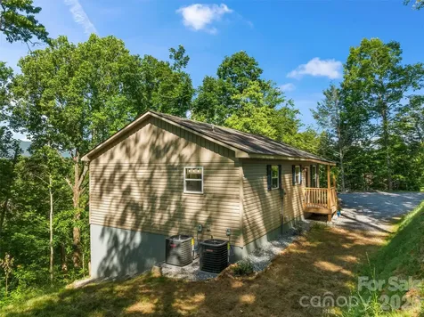 212 Brigsy Lane Whittier NC 28789