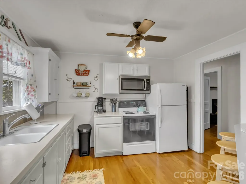 1114 Old Clyde Road Clyde NC 28721