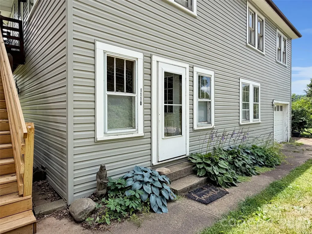 1114 Old Clyde Road Clyde NC 28721