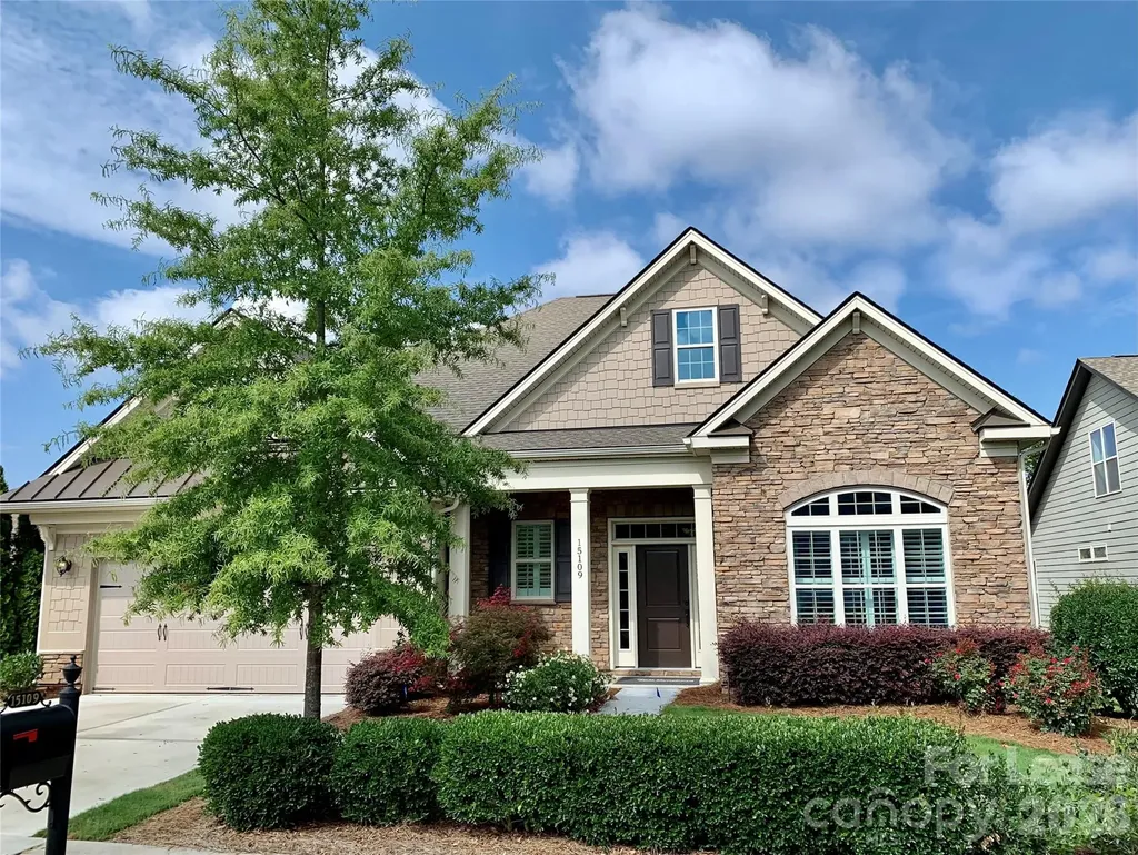15109 High Bluff Court Charlotte NC 28278