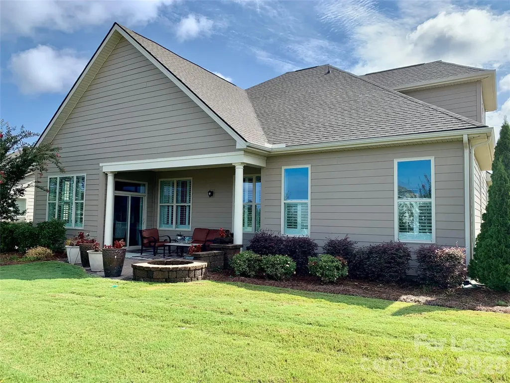 15109 High Bluff Court Charlotte NC 28278