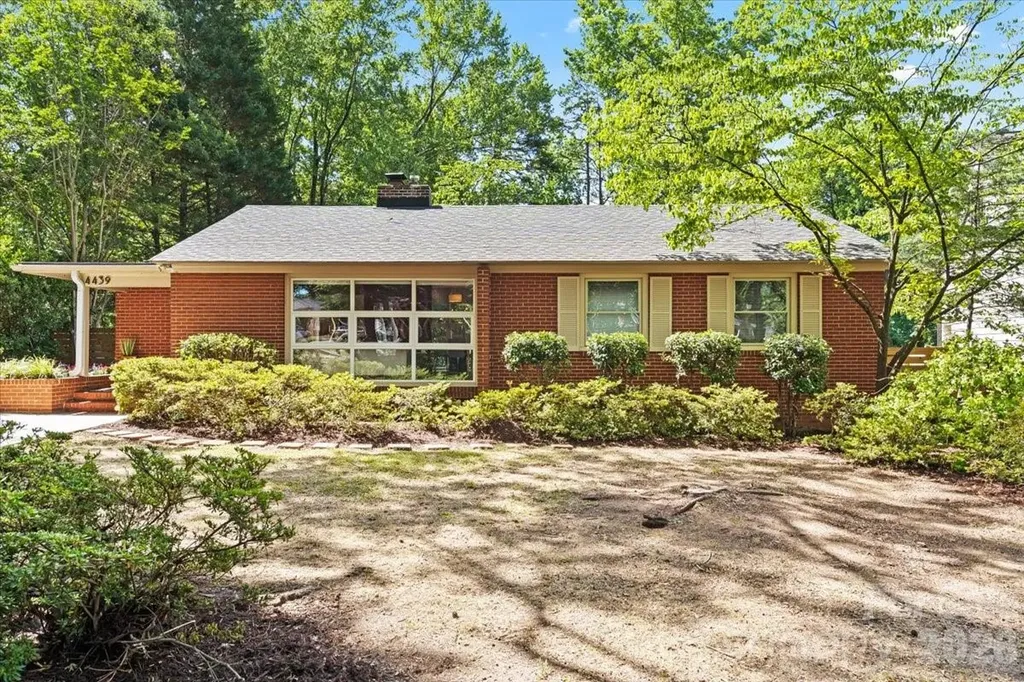 4439 Applegate Road Charlotte NC 28209