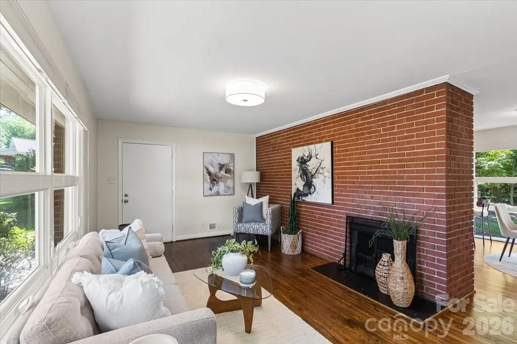 4439 Applegate Road Charlotte NC 28209