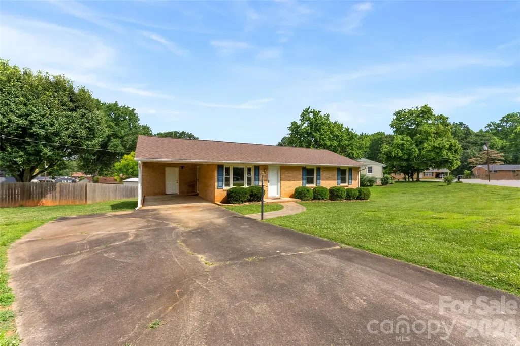 609 Temple Street Kings Mountain NC 28086