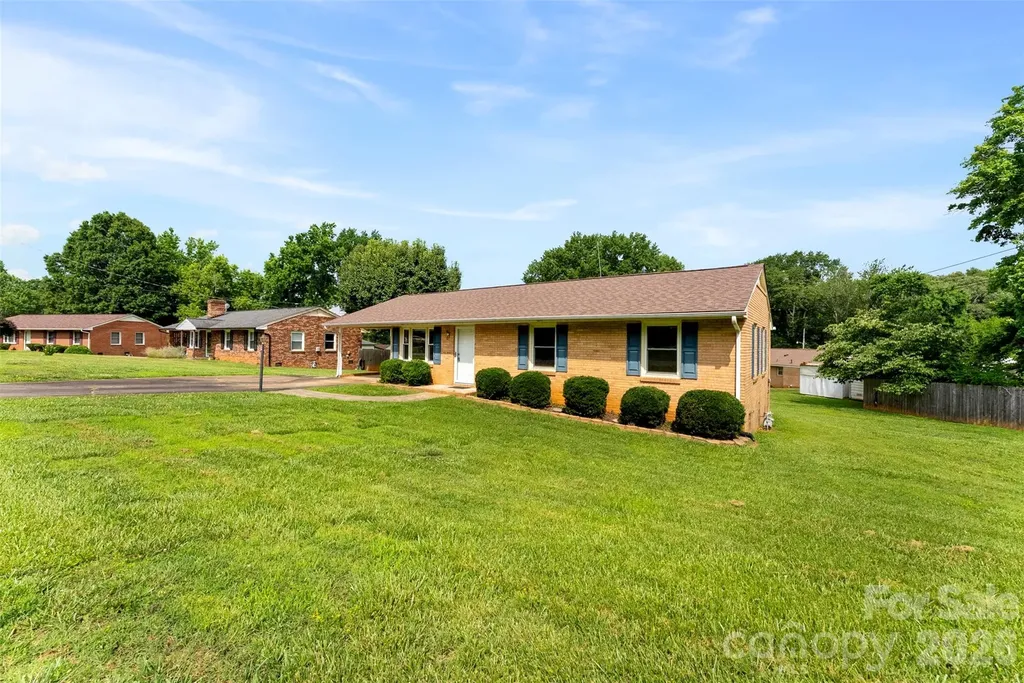 609 Temple Street Kings Mountain NC 28086