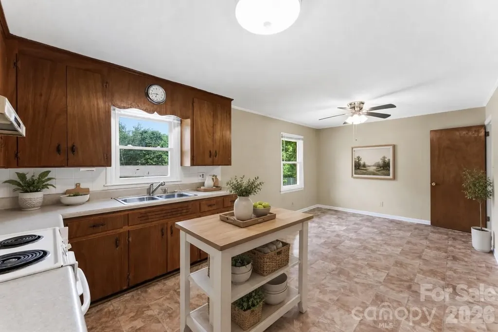 609 Temple Street Kings Mountain NC 28086