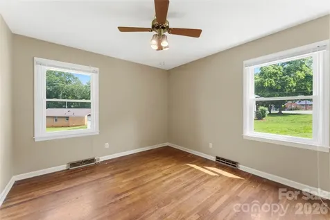 609 Temple Street Kings Mountain NC 28086