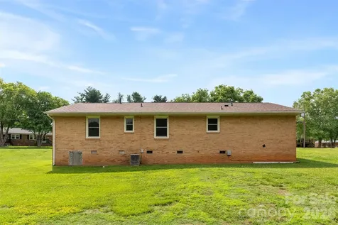 609 Temple Street Kings Mountain NC 28086