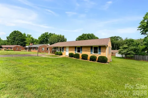 609 Temple Street Kings Mountain NC 28086