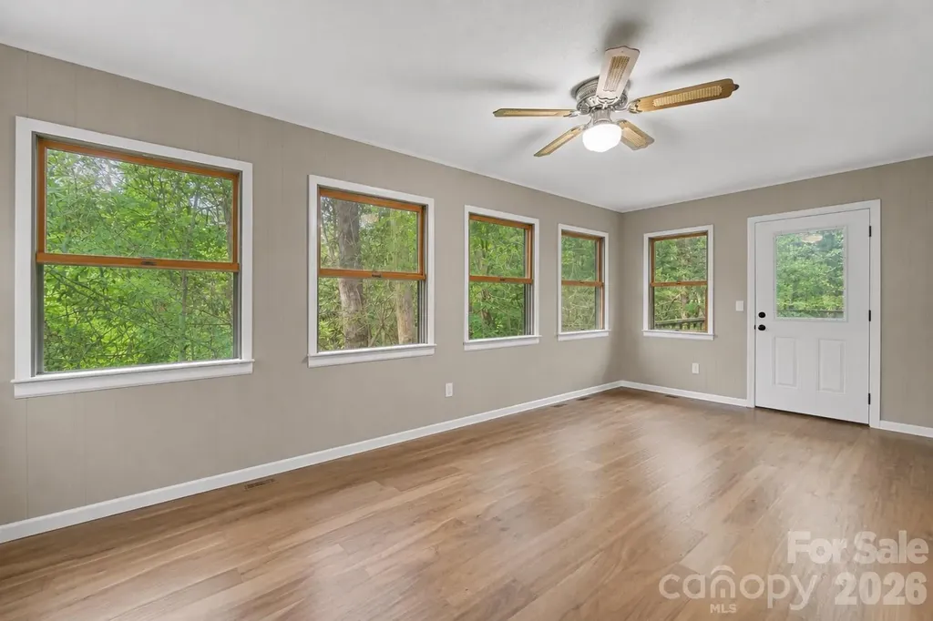 171 High Splendor Road Robbinsville NC 28771