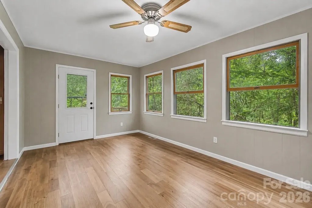 171 High Splendor Road Robbinsville NC 28771