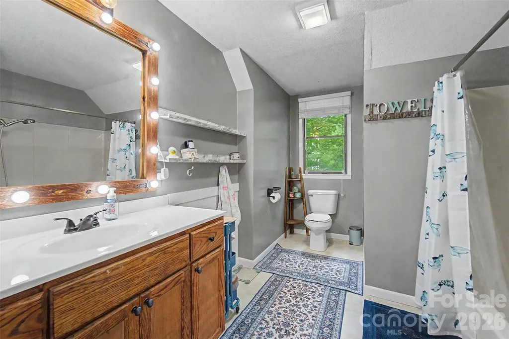 171 High Splendor Road Robbinsville NC 28771