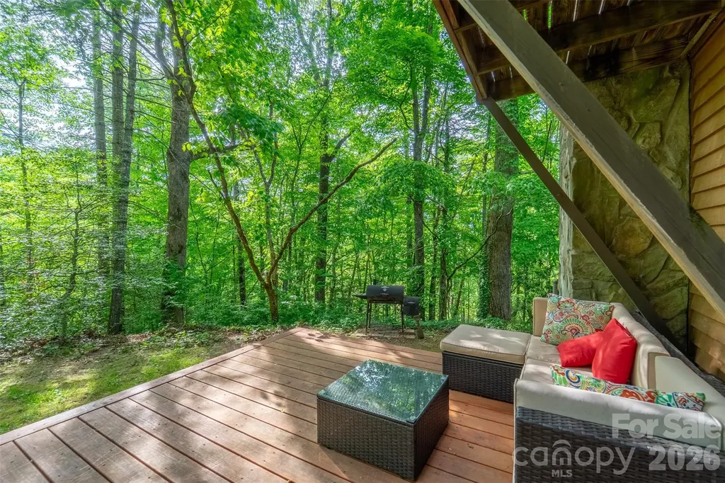 171 High Splendor Road Robbinsville NC 28771