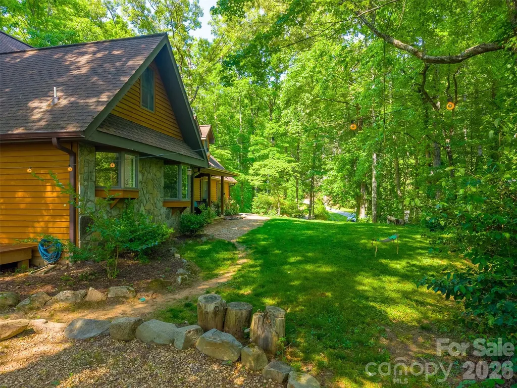 171 High Splendor Road Robbinsville NC 28771