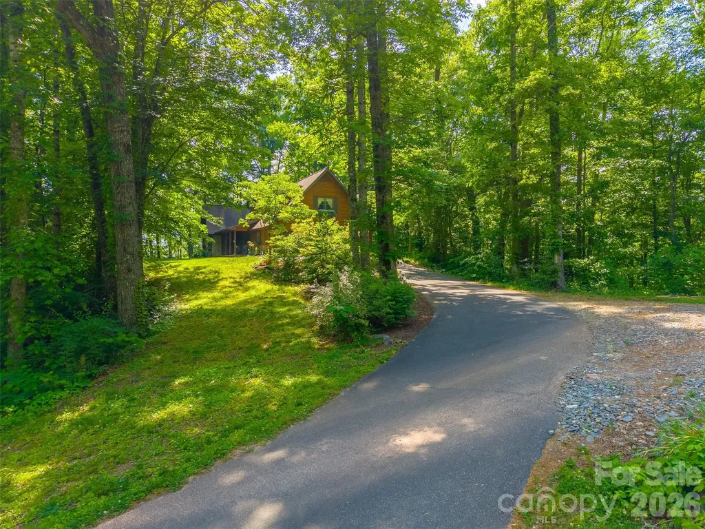171 High Splendor Road Robbinsville NC 28771