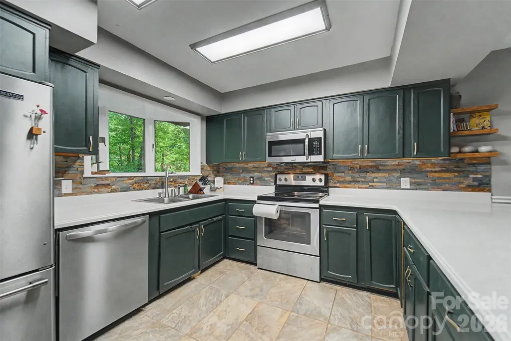 171 High Splendor Road Robbinsville NC 28771