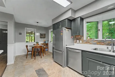 171 High Splendor Road Robbinsville NC 28771