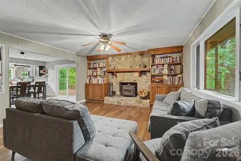 171 High Splendor Road Robbinsville NC 28771