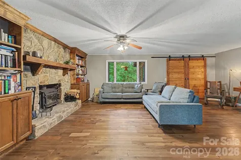 171 High Splendor Road Robbinsville NC 28771