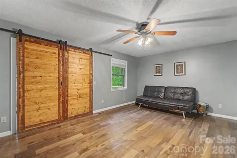 171 High Splendor Road Robbinsville NC 28771