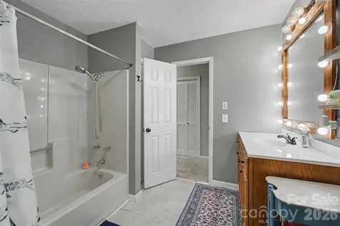 171 High Splendor Road Robbinsville NC 28771