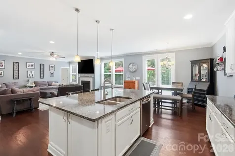1385 Cilantro Court Tega Cay SC 29708