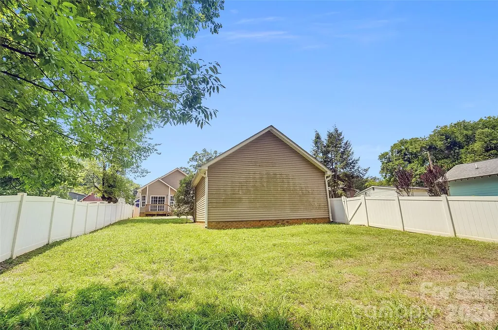 309 Mill Road Charlotte NC 28216