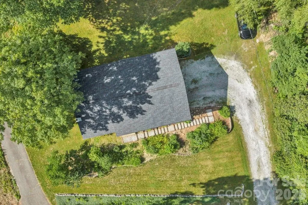 644 Valley Road Spruce Pine NC 28777