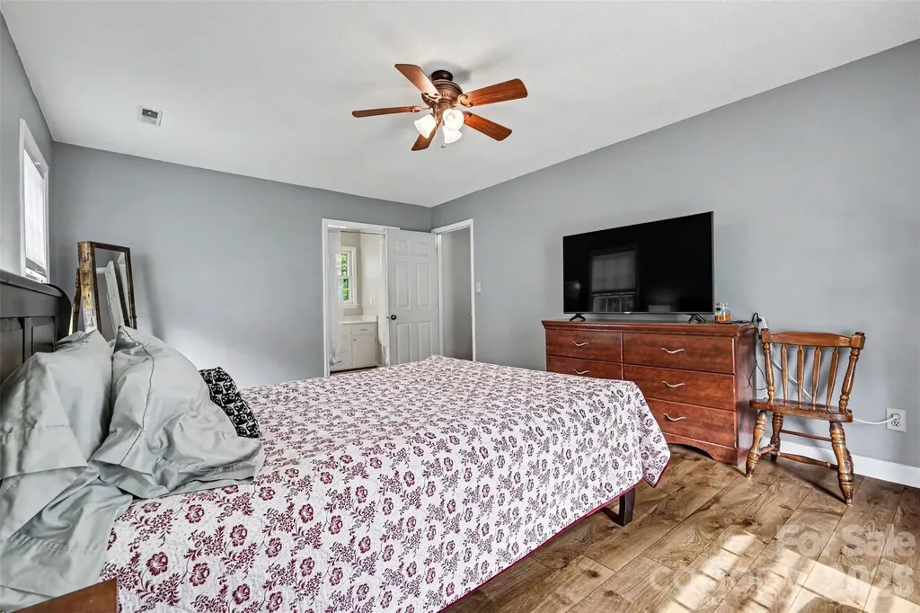 11808 Tall Oak Place Charlotte NC 28226