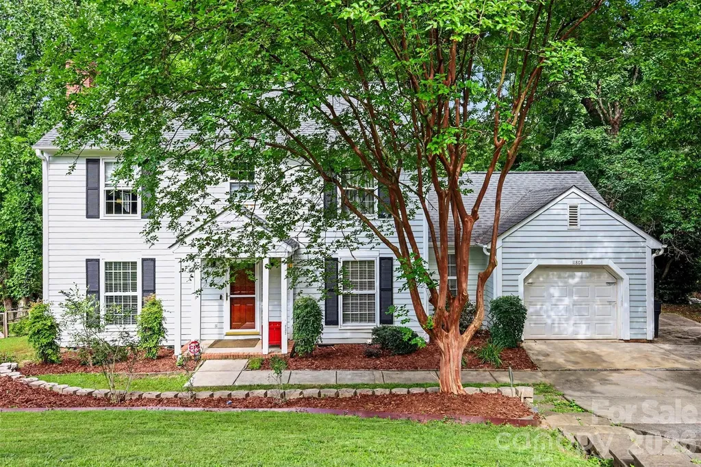 11808 Tall Oak Place Charlotte NC 28226