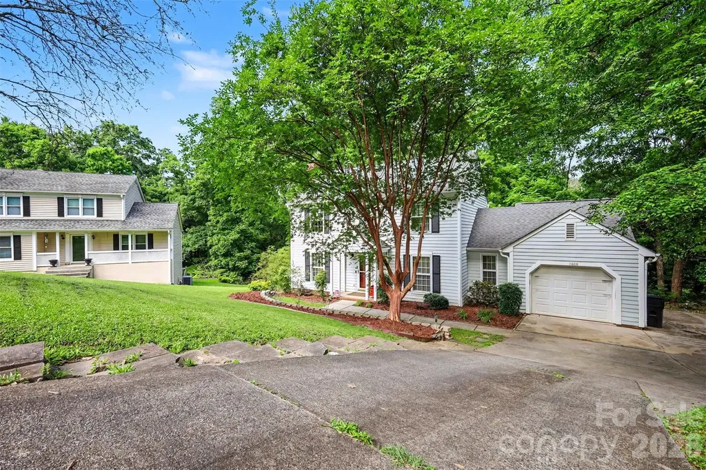 11808 Tall Oak Place Charlotte NC 28226