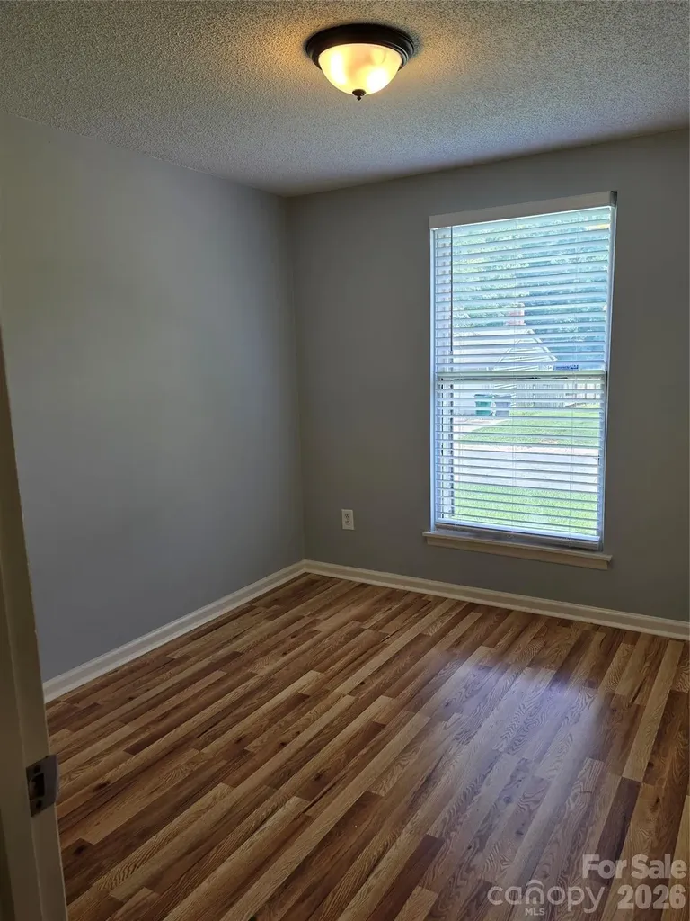 4827 Harri Ann Drive Charlotte NC 28227