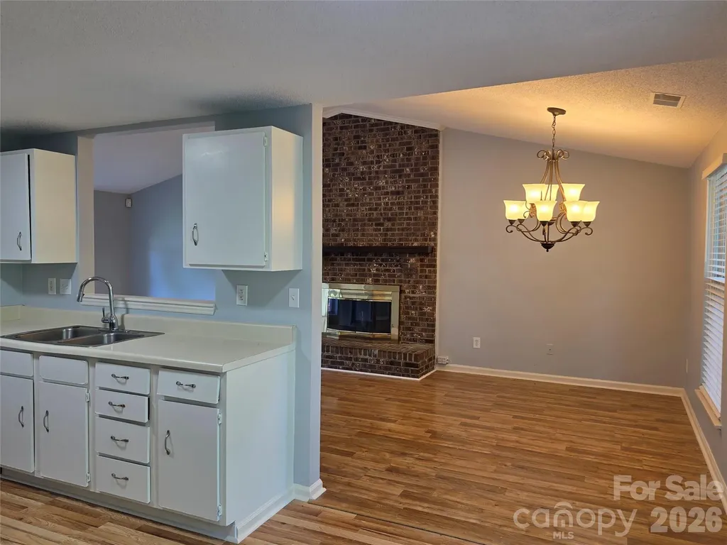 4827 Harri Ann Drive Charlotte NC 28227