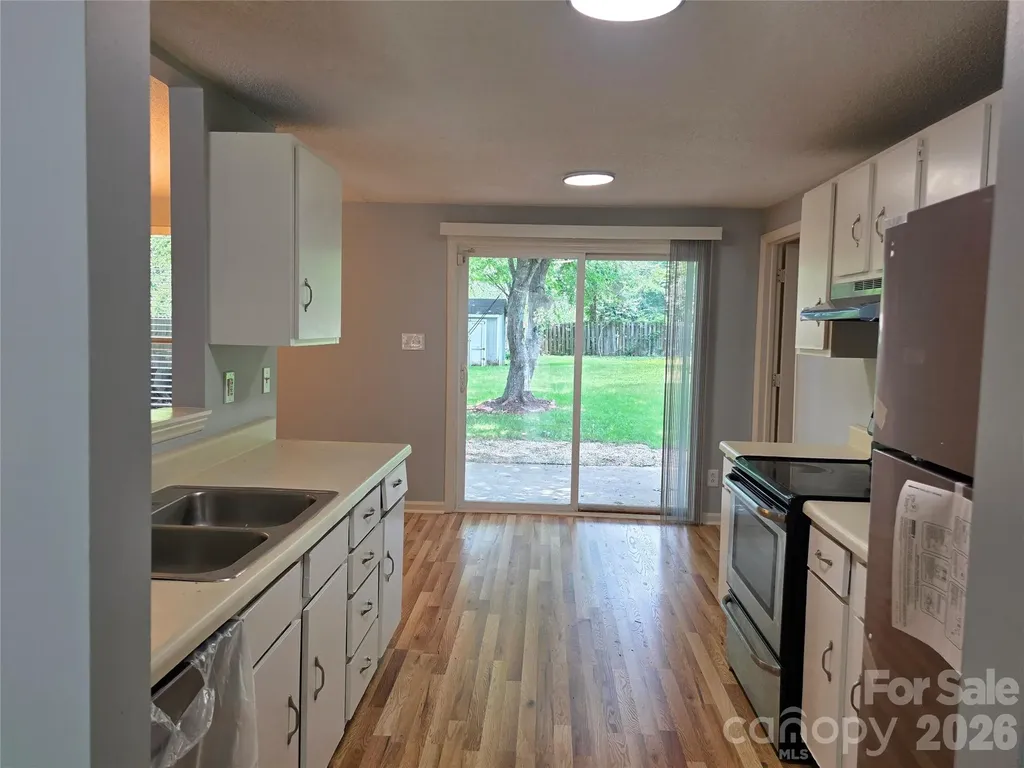 4827 Harri Ann Drive Charlotte NC 28227