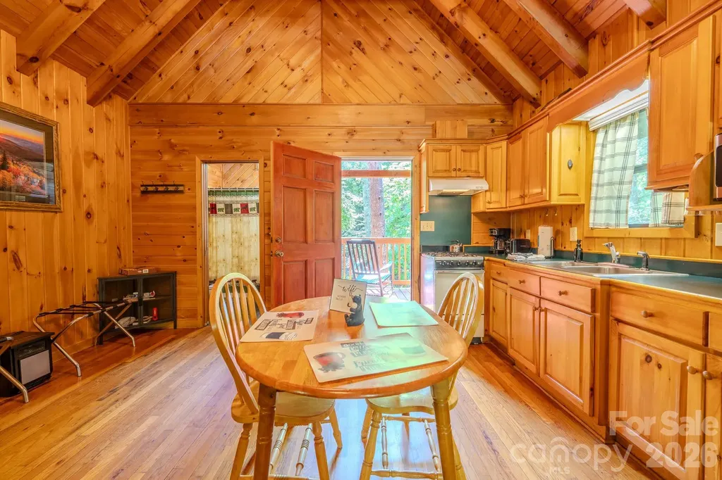 49 Creekside Loop Spruce Pine NC 28777
