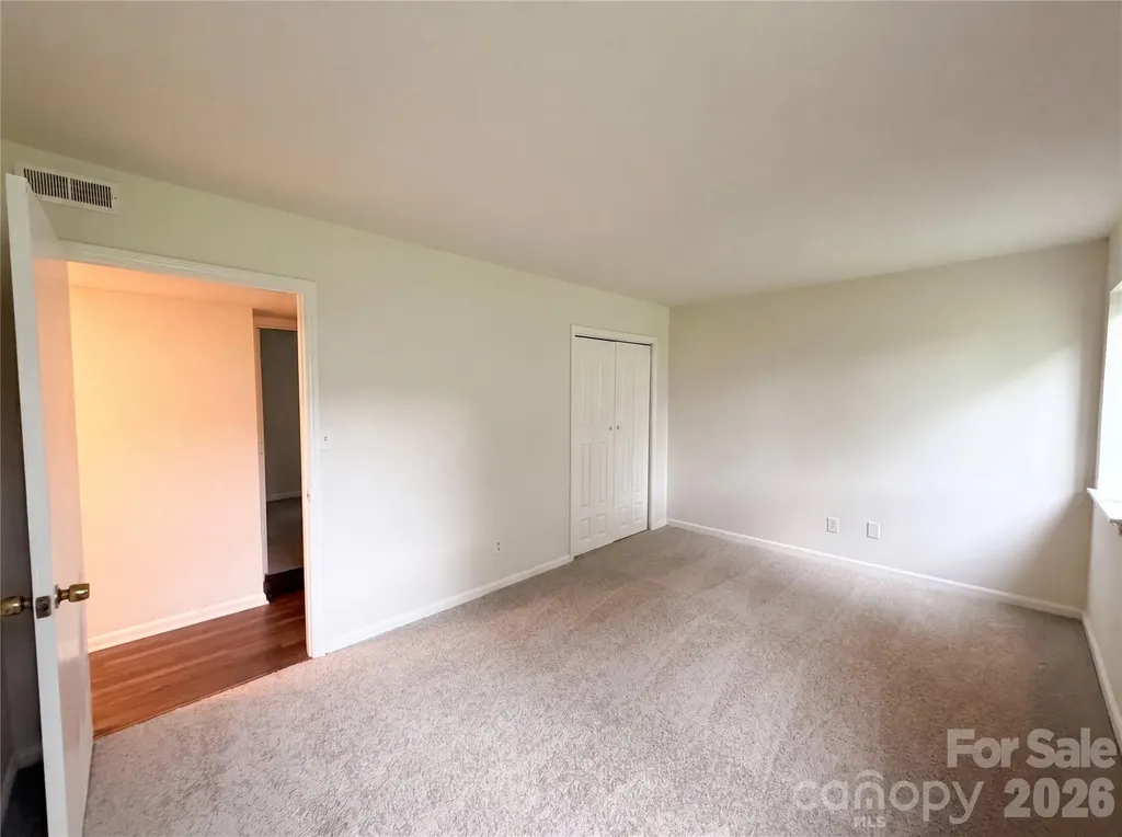 10015 Garth Wood Road Charlotte NC 28273